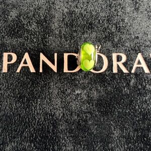 Pandora Vibrant Green Charm